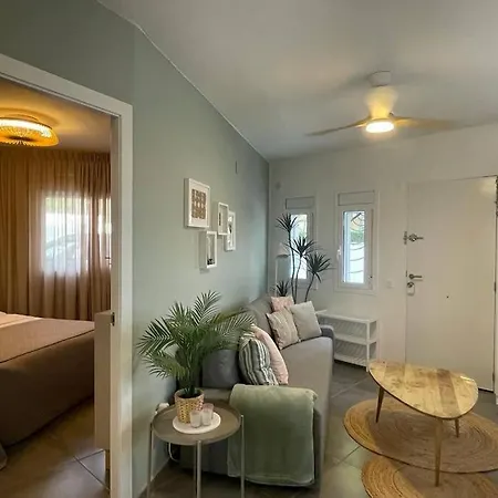 Holiday home La Casita Blanca - Bungalow 20m From The Sea!